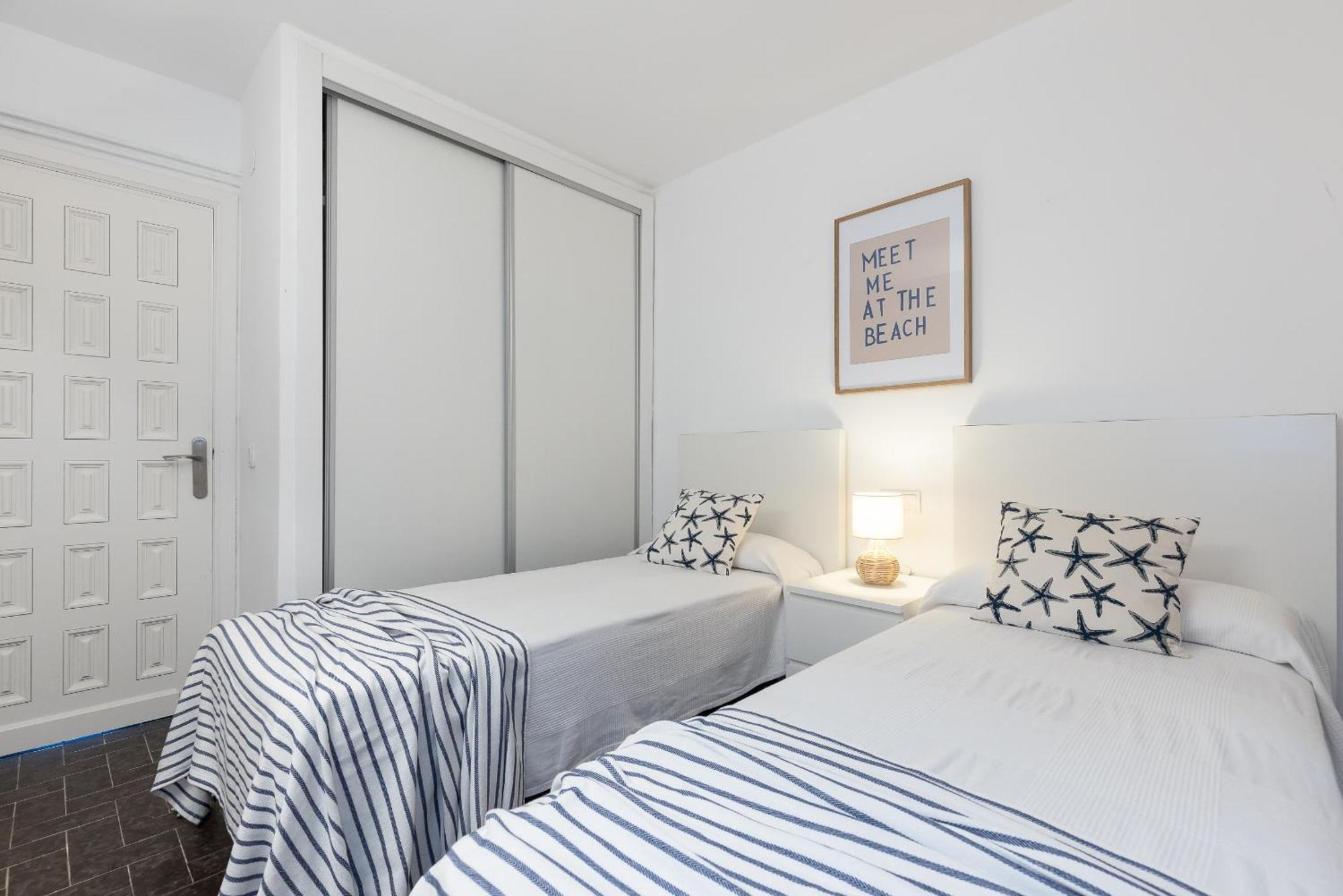 Uhc Dms Family Apartments Cambrils Zimmer foto